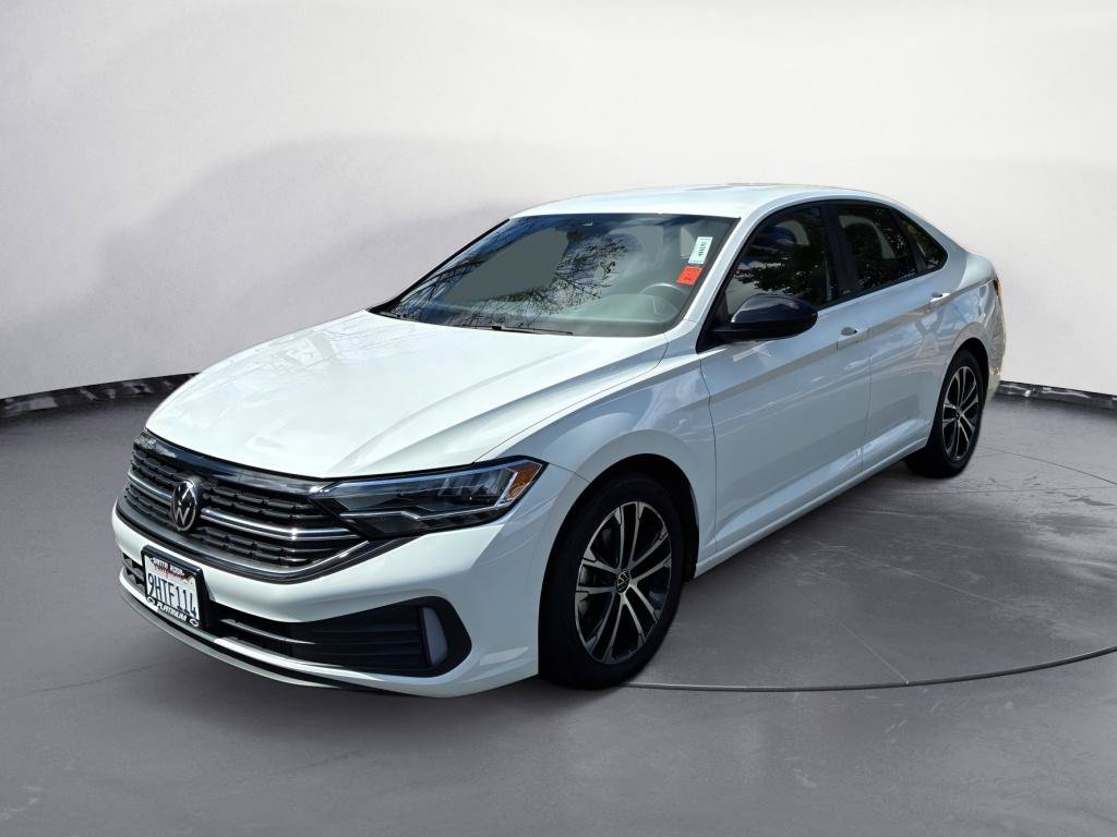 Used 2023 Volkswagen Jetta Sport FWD image 3