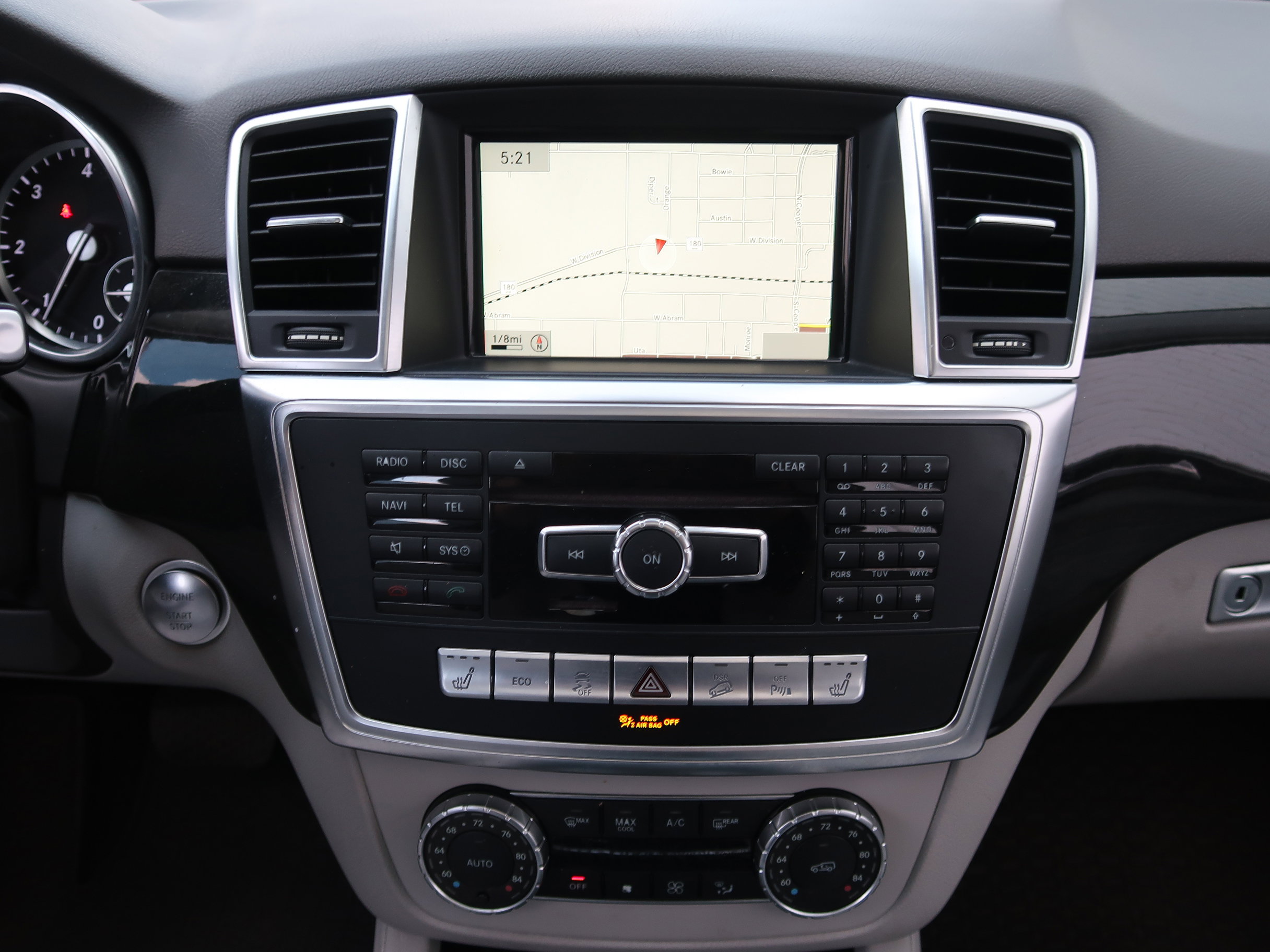 Used 2015 Mercedes-Benz ML 250 BlueTEC 4MATIC w/ Premium 1 Package image 16