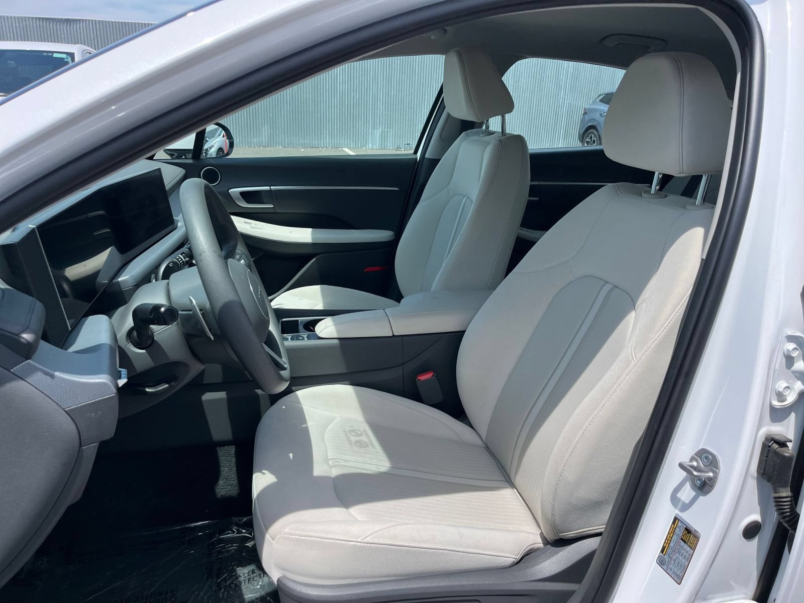 Used 2025 Hyundai Sonata SEL FWD image 37