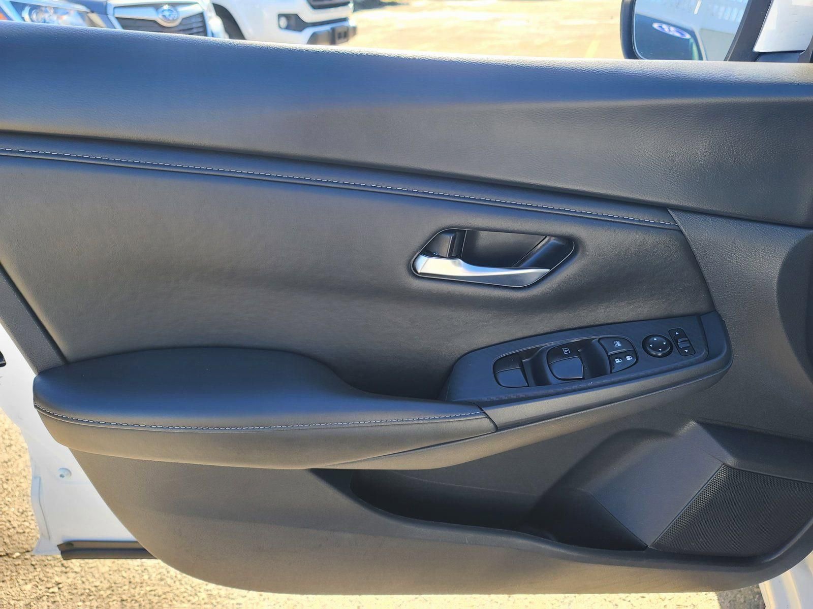Used 2024 Nissan Sentra SV FWD image 10