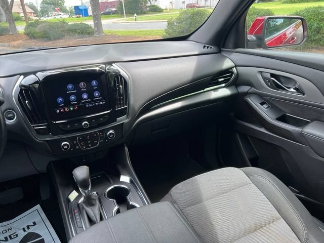 Used 2023 Chevrolet Traverse LT AWD/4WD image 29
