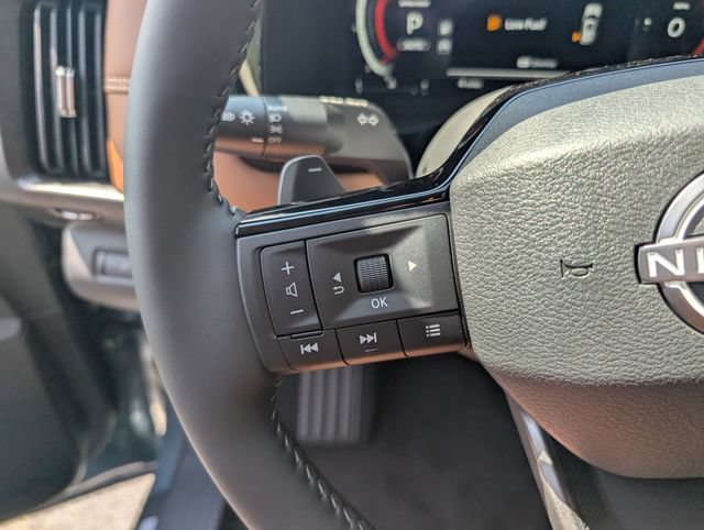 New 2026 Nissan Pathfinder Platinum AWD/4WD image 15