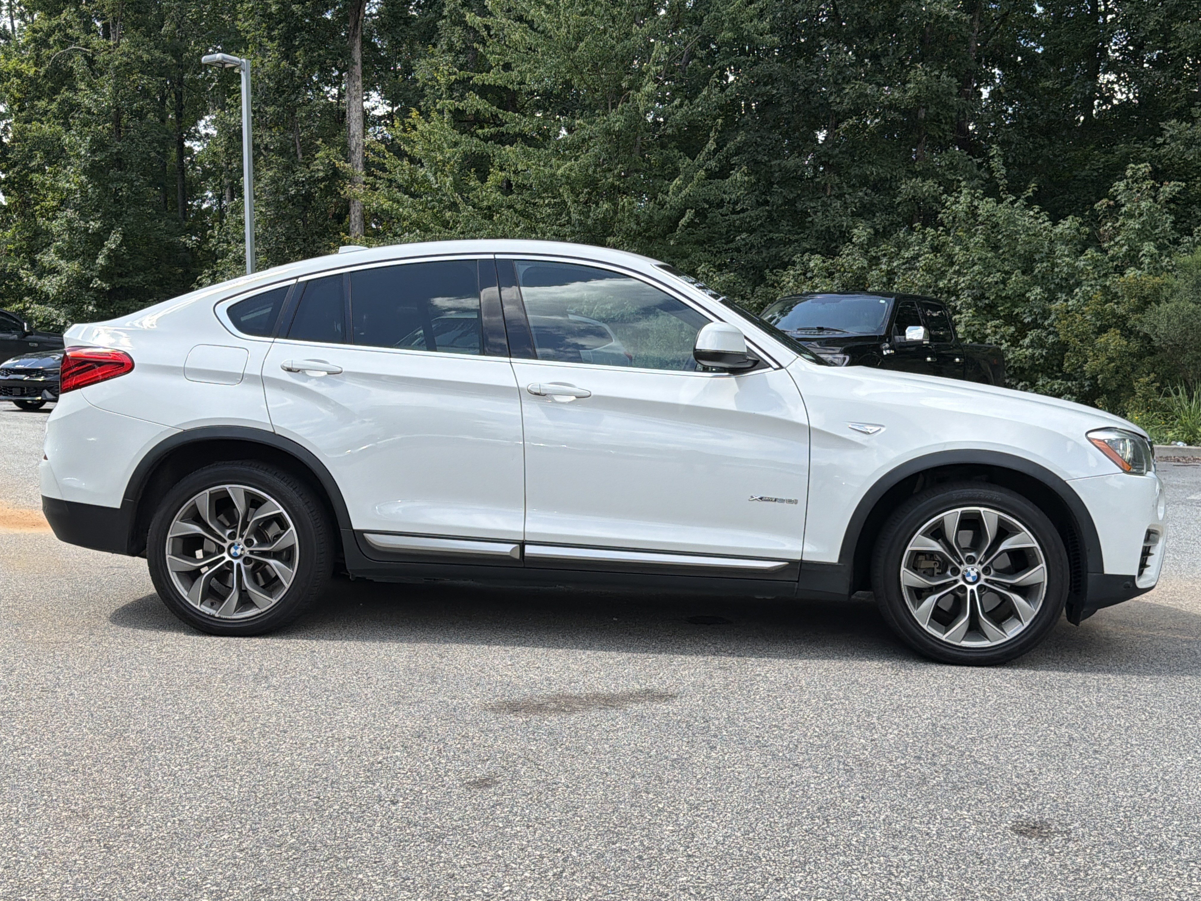 Used 2018 BMW X4 xDrive28i AWD/4WD image 31