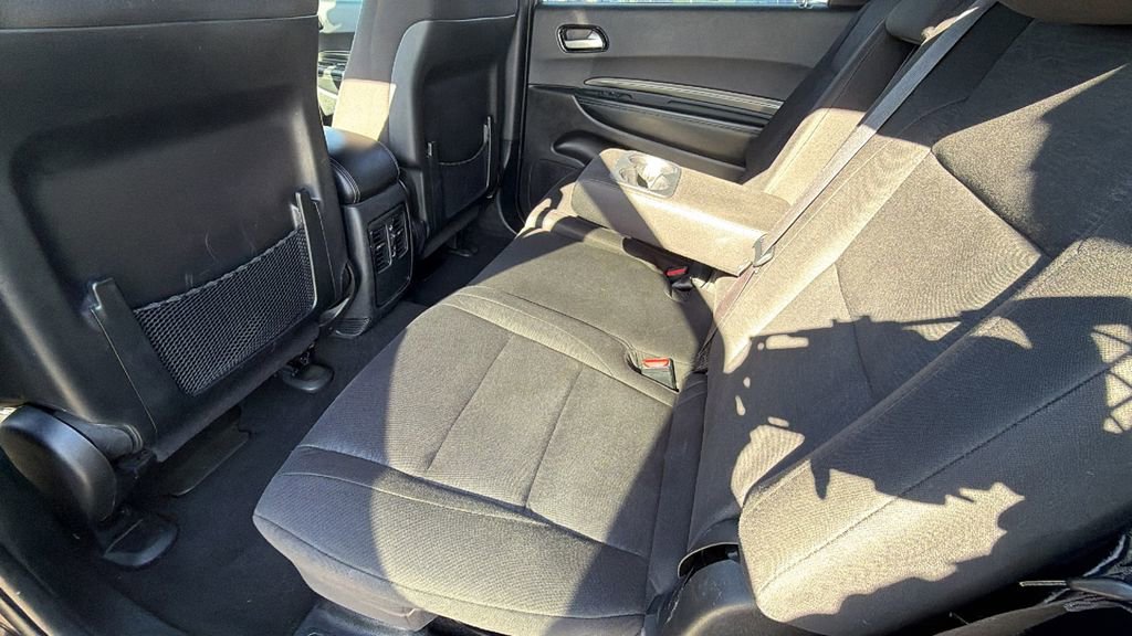 Used 2023 Dodge Durango SXT image 16