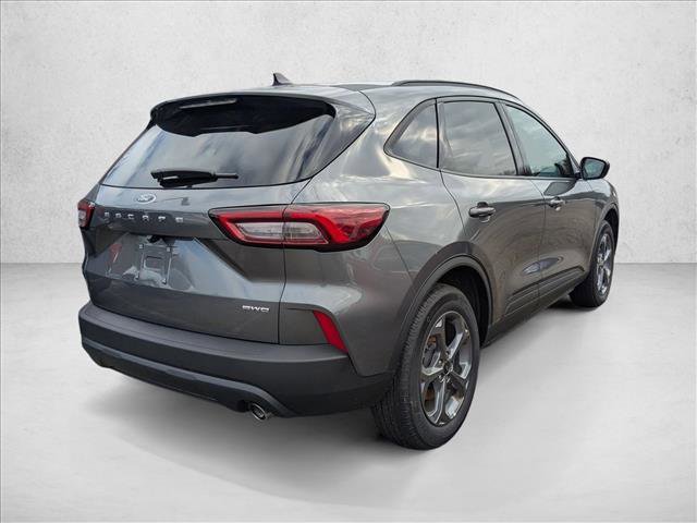 Used 2025 Ford Escape ST-Line image 4