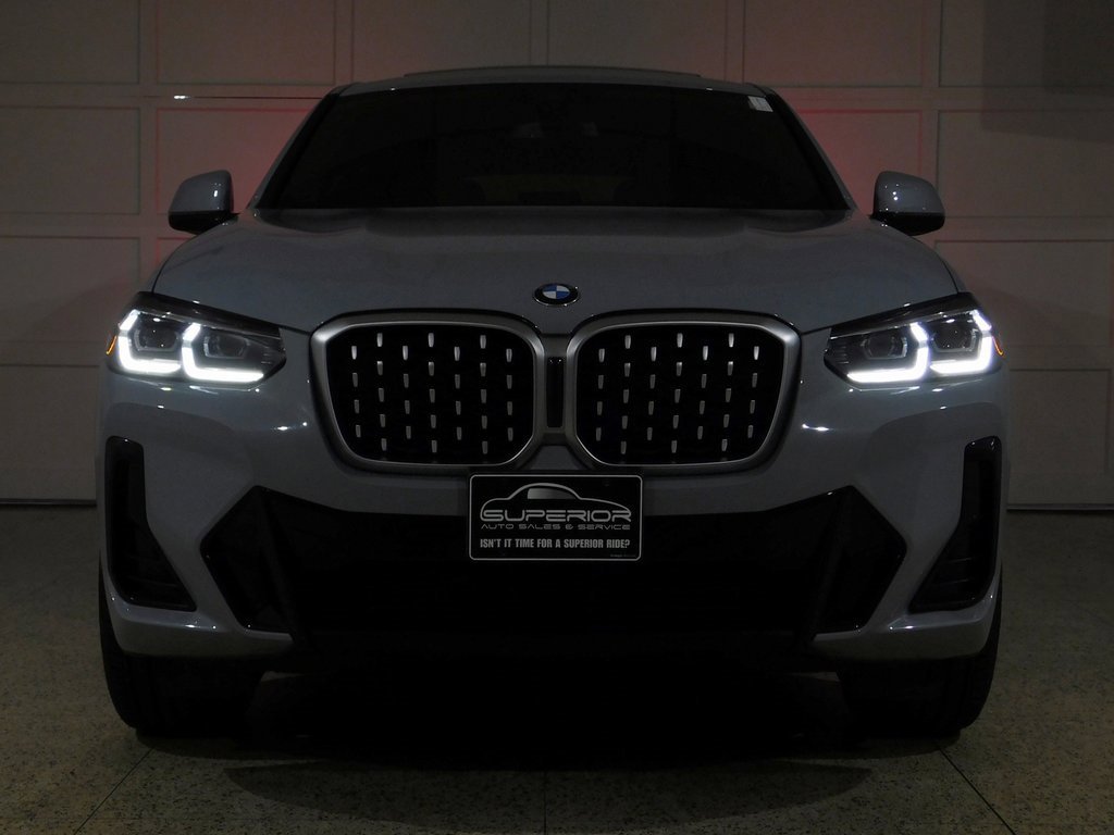 Used 2023 BMW X4 xDrive30i image 12