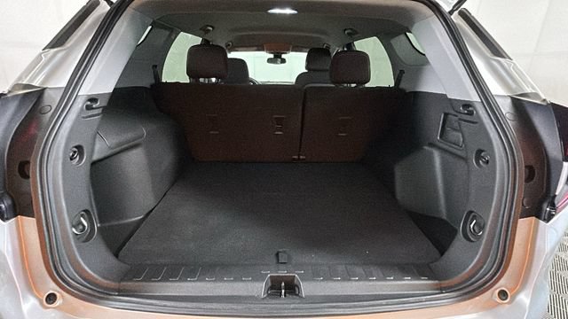 Used 2022 GMC Terrain SLE w/ Driver Convenience Package AWD/4WD image 28