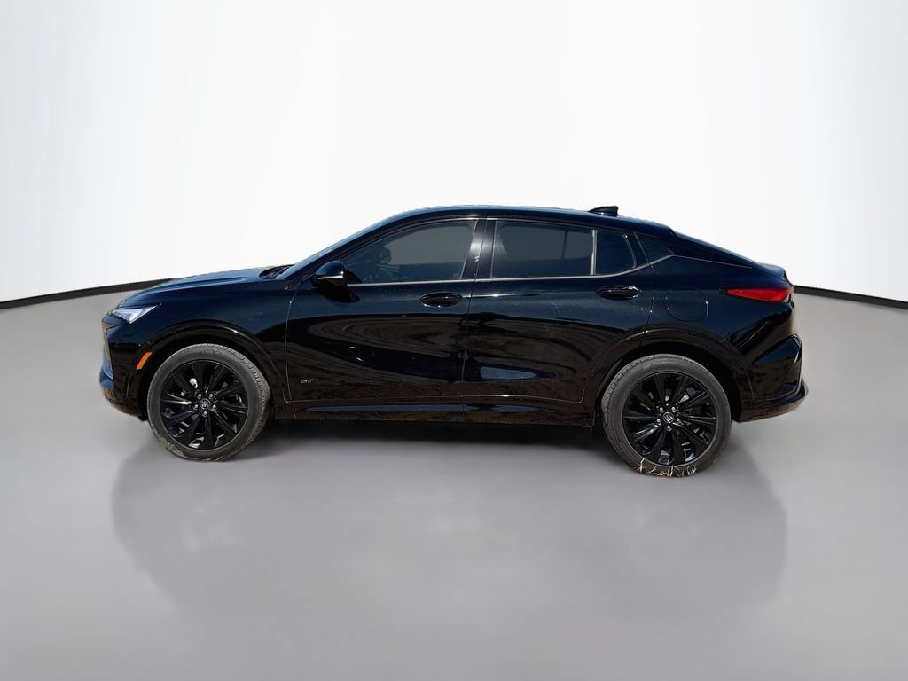 Used 2025 Buick Envista Sport Touring w/ Experience Buick Package FWD image 4