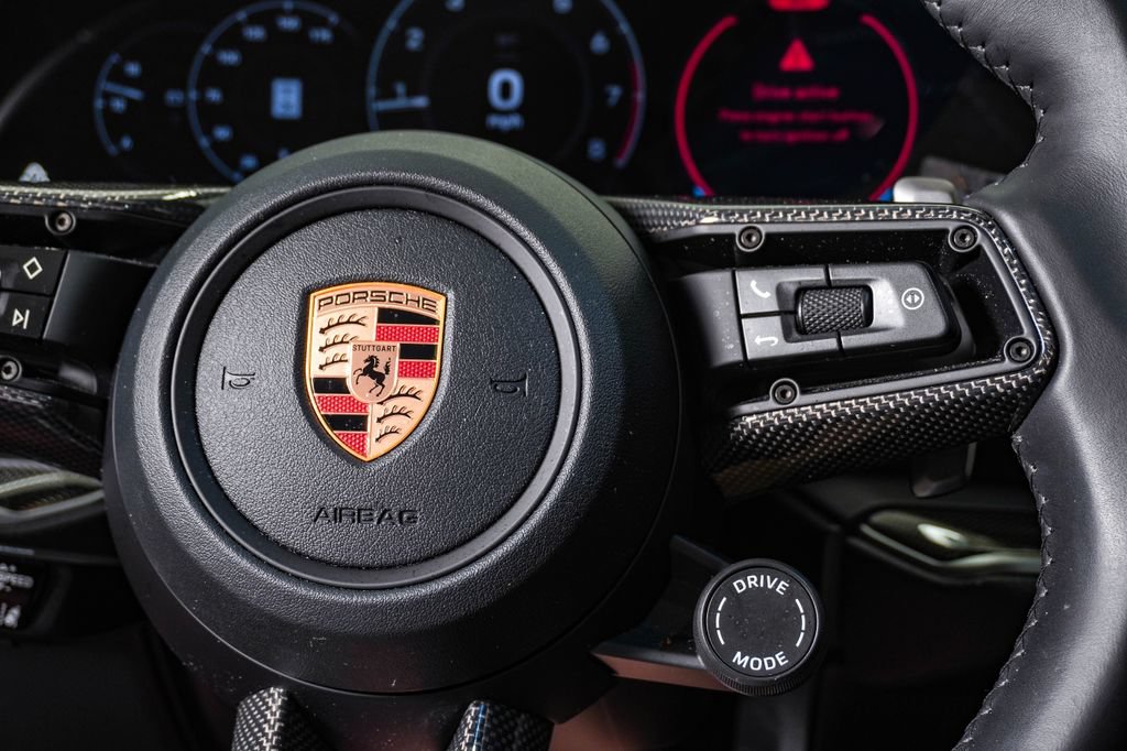 Certified 2026 Porsche Cayenne AWD/4WD image 19