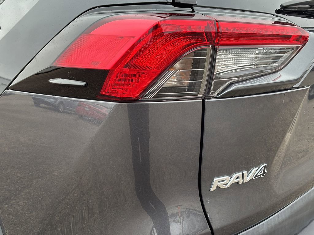 Used 2023 Toyota RAV4 LE image 38