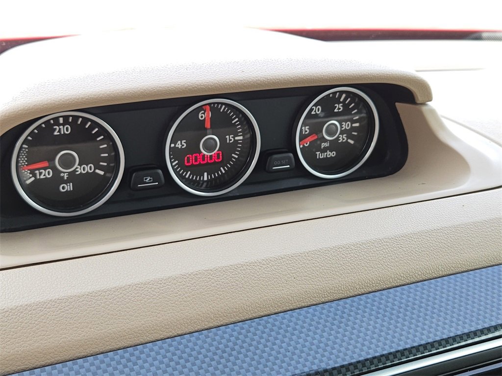 Used 2013 Volkswagen Beetle Turbo image 17