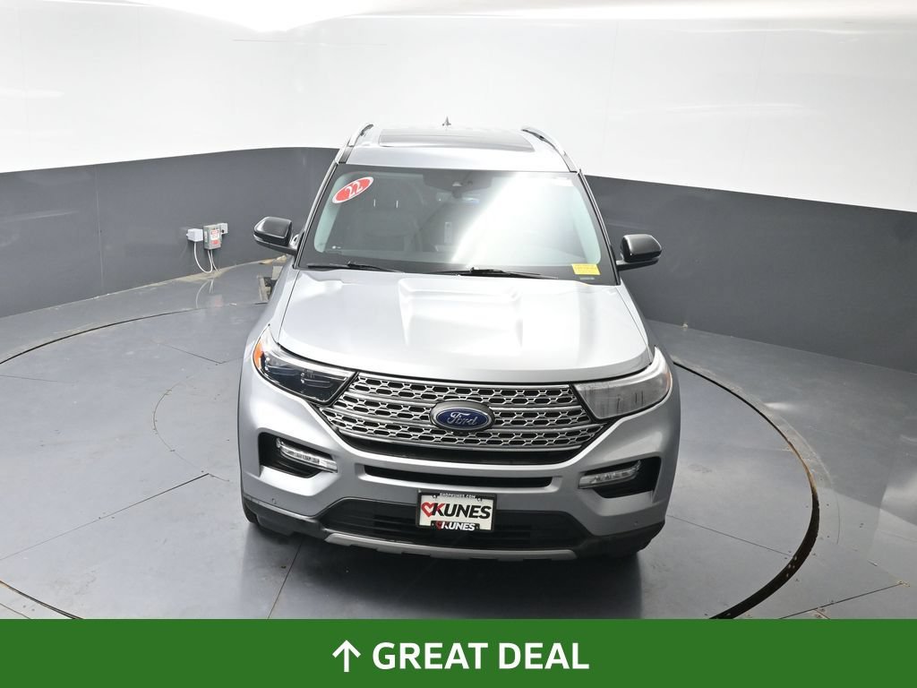Used 2022 Ford Explorer Limited w/ Equipment Group 301A AWD/4WD image 47