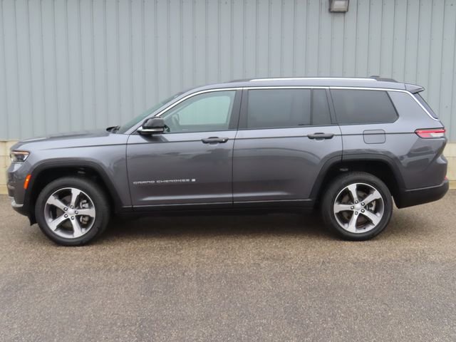 Used 2023 Jeep Grand Cherokee L Limited AWD/4WD image 8
