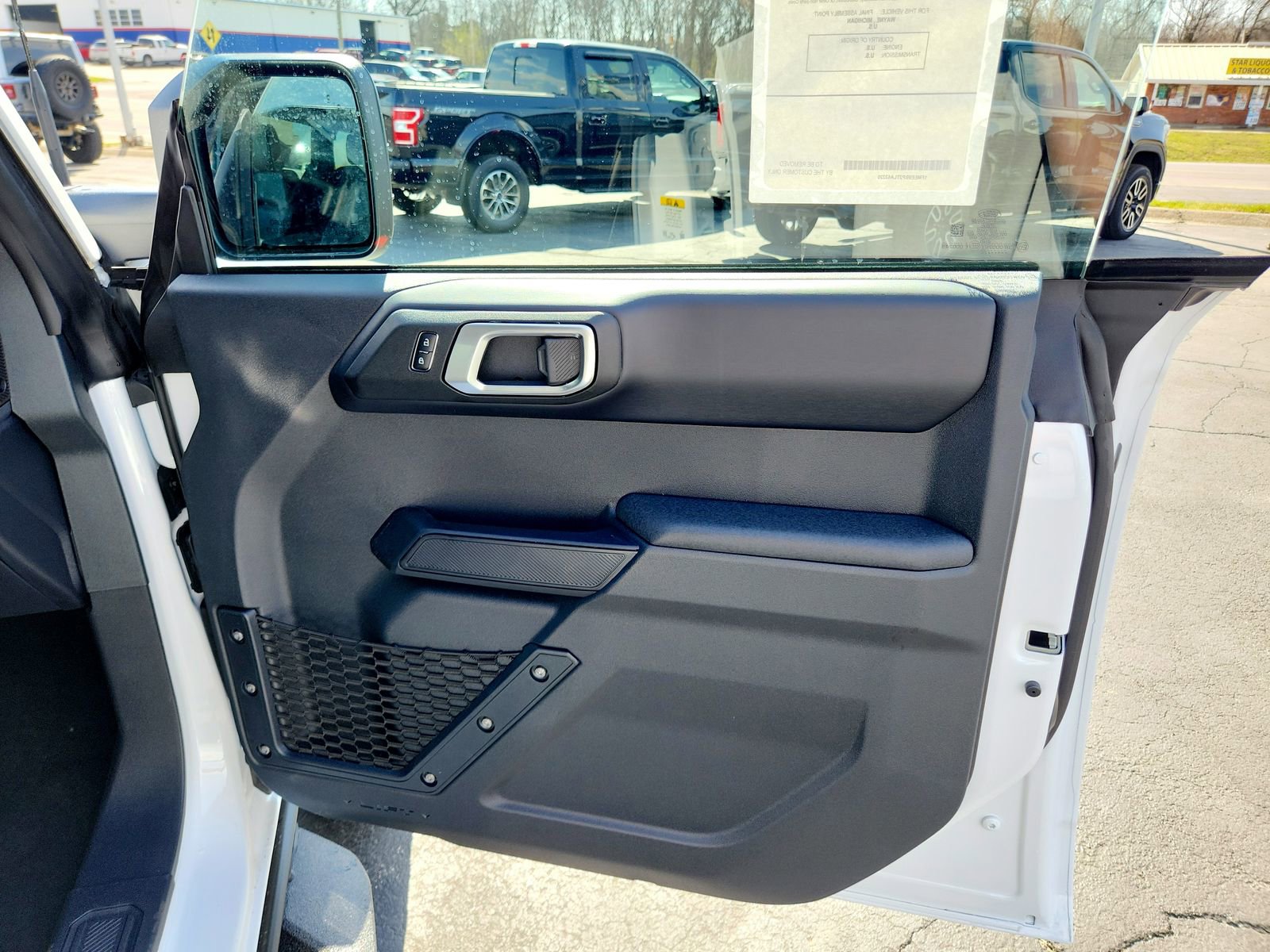 New 2026 Ford Bronco Badlands w/ Sasquatch Package image 28