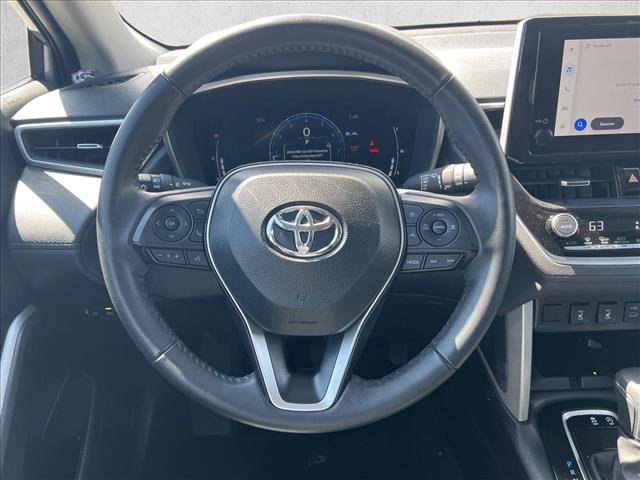 Certified 2025 Toyota Corolla Cross XLE image 16