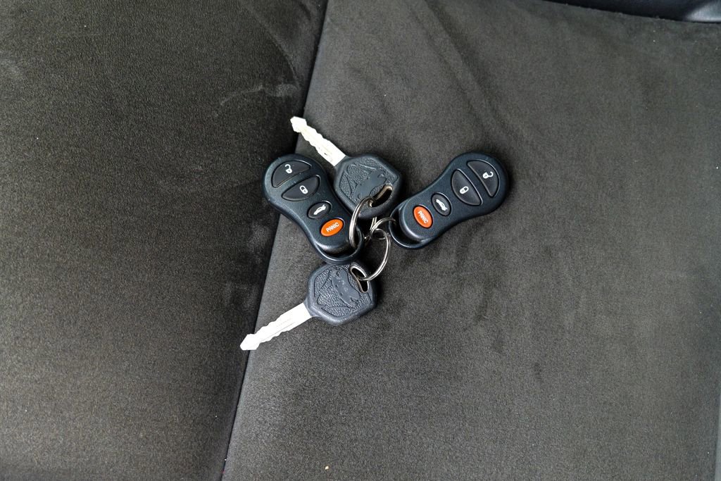 Used 2004 Dodge Viper SRT-10 image 49