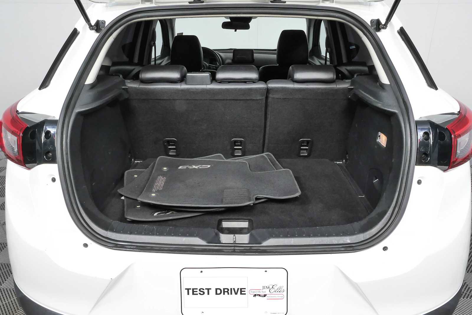 Used 2018 MAZDA CX-3 Touring FWD image 27