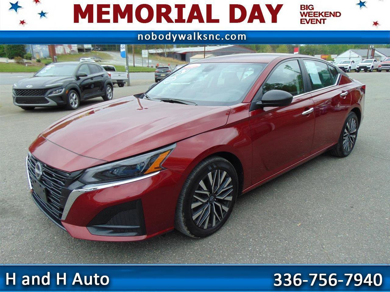 Used 2024 Nissan Altima 2.5 SV FWD image 1