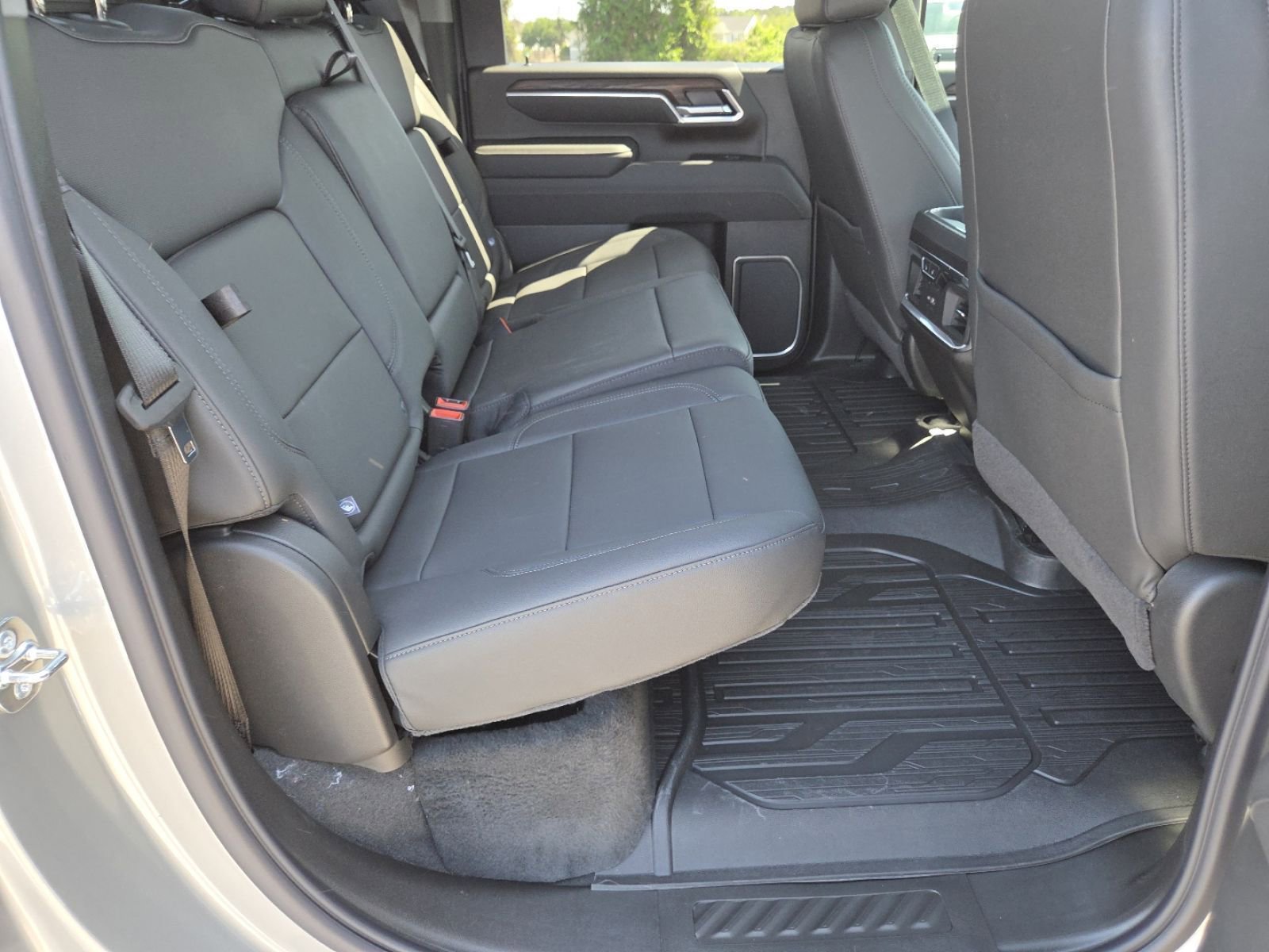 New 2026 GMC Sierra 2500 SLT w/ SLT Premium Package AWD/4WD image 26