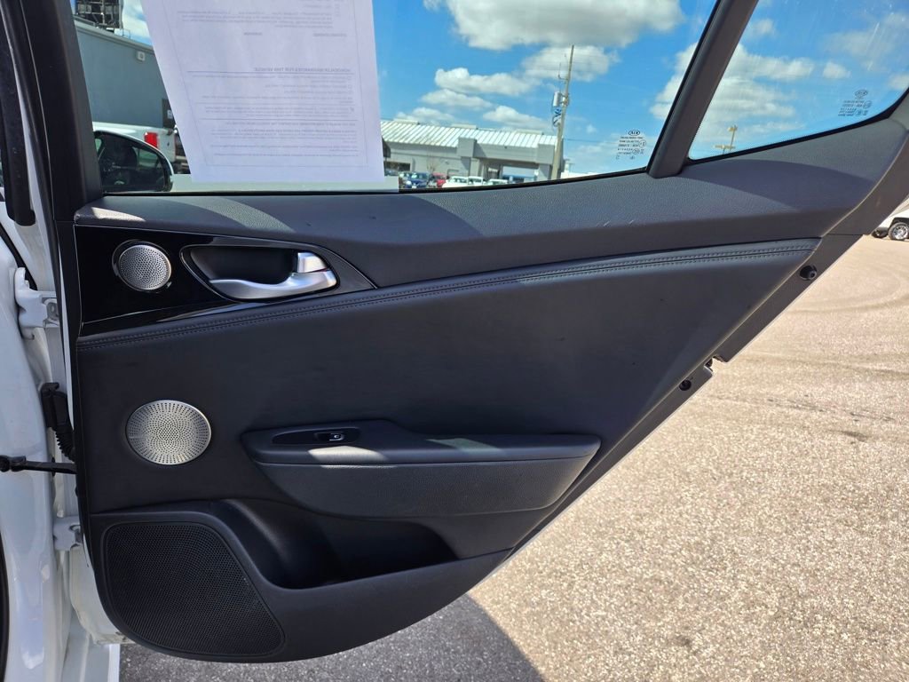 Used 2019 Kia Stinger Premium image 45