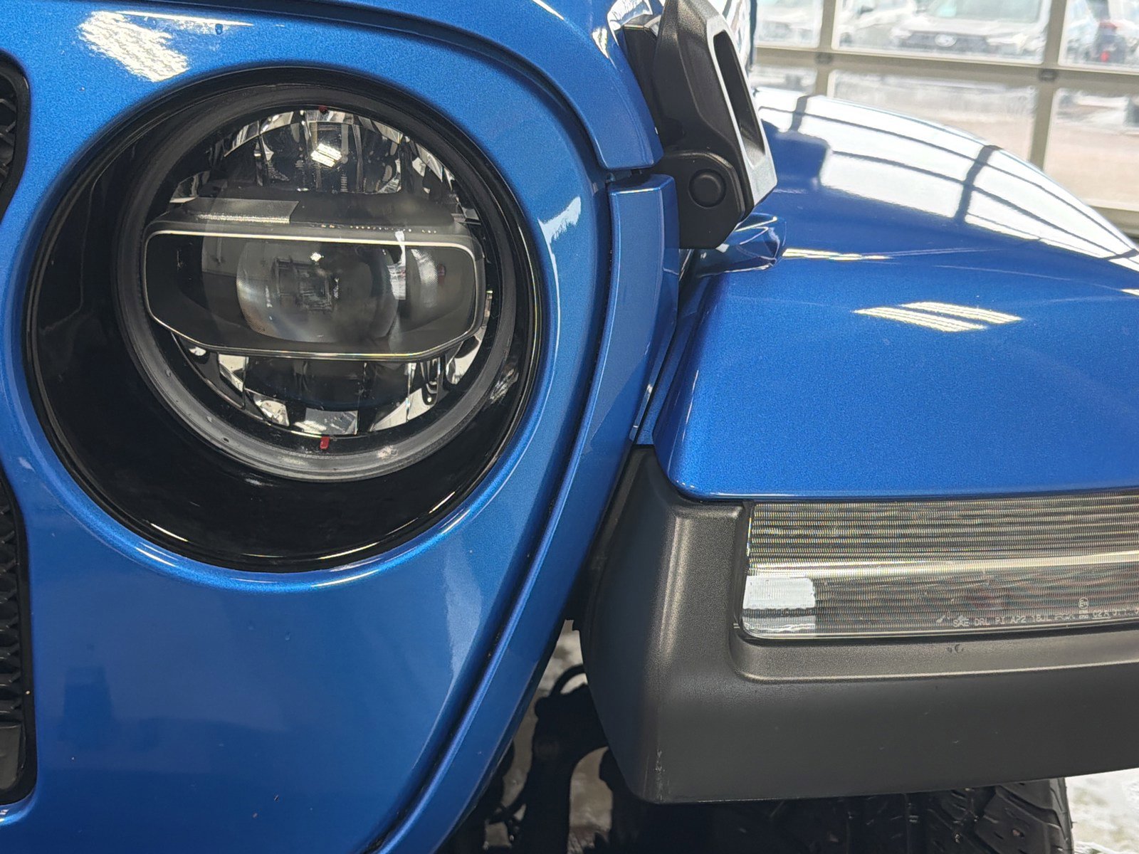 Used 2022 Jeep Wrangler Unlimited Sahara image 16