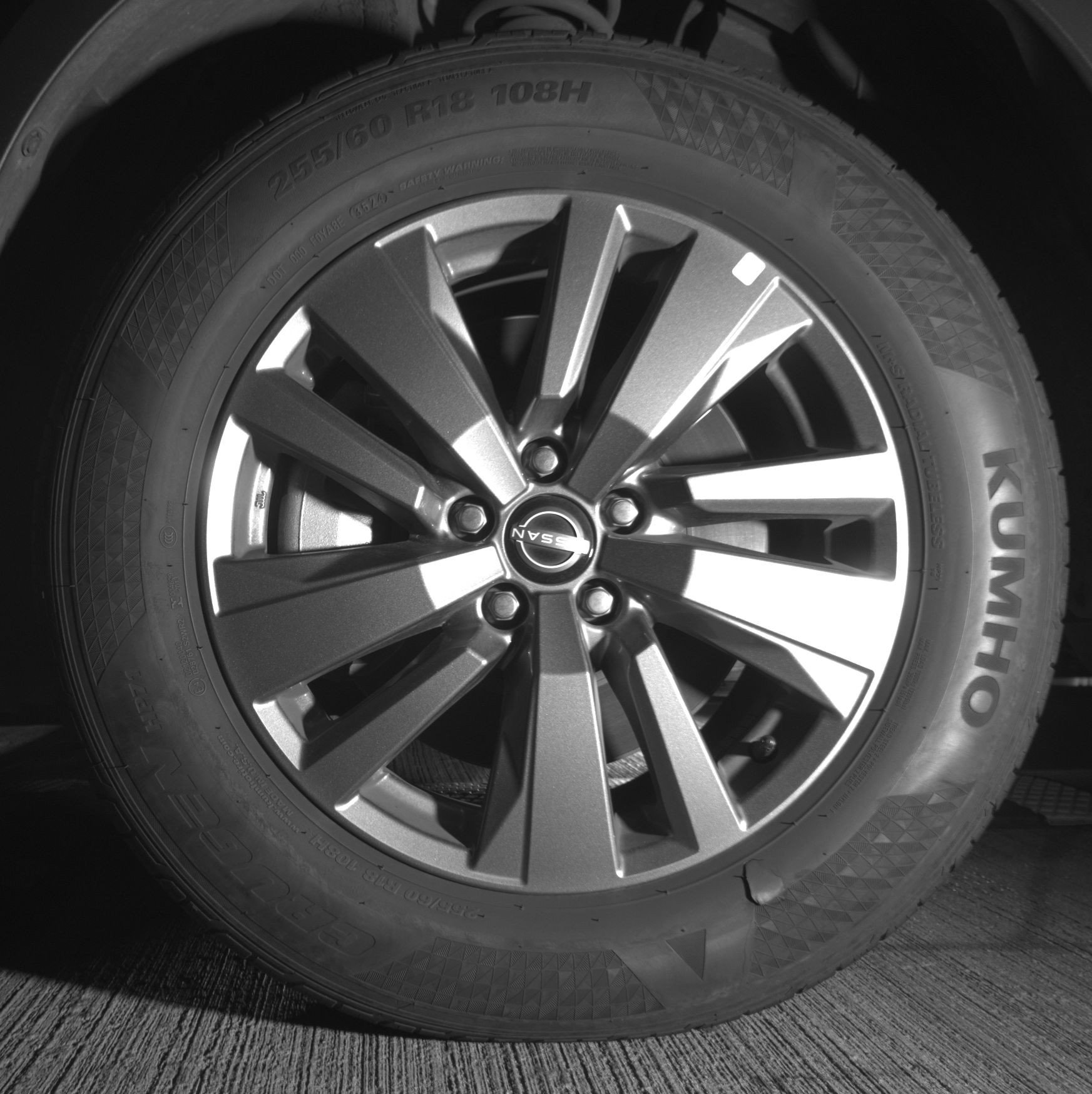 Used 2024 Nissan Pathfinder SV image 12