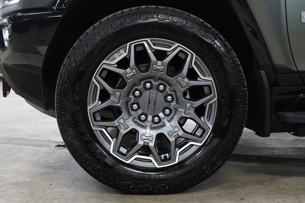 Used 2024 GMC Hummer EV 3X AWD/4WD image 37
