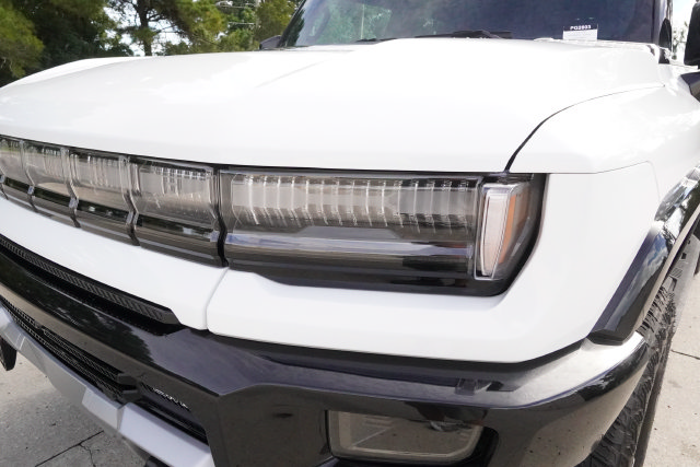 Used 2026 GMC Hummer EV SUV AWD/4WD image 32