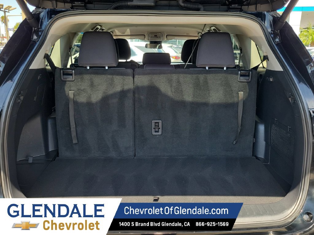 Used 2024 Toyota Highlander LE AWD/4WD image 20