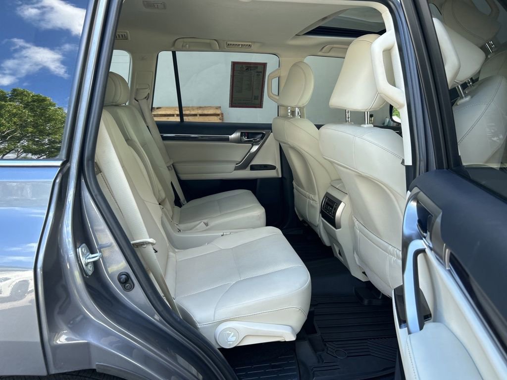 Used 2021 Lexus GX 460 Premium AWD/4WD image 32