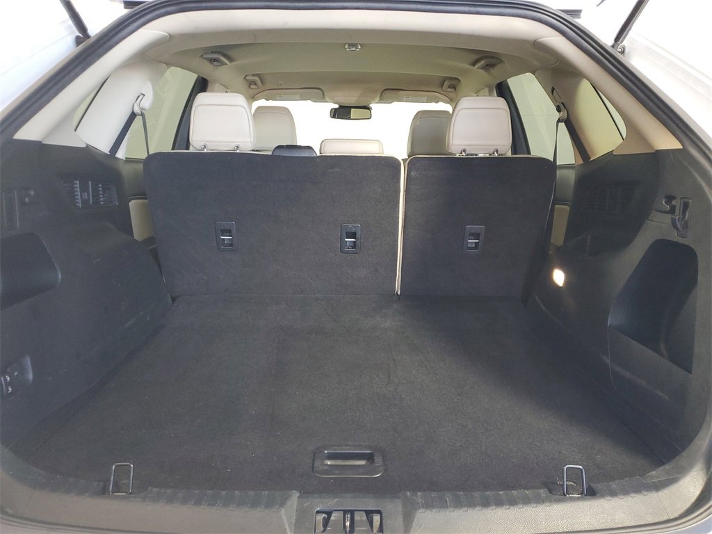 Used 2020 Ford Edge SEL image 23