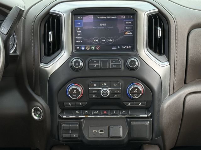 Used 2019 Chevrolet Silverado 1500 LT Trail Boss AWD/4WD image 18