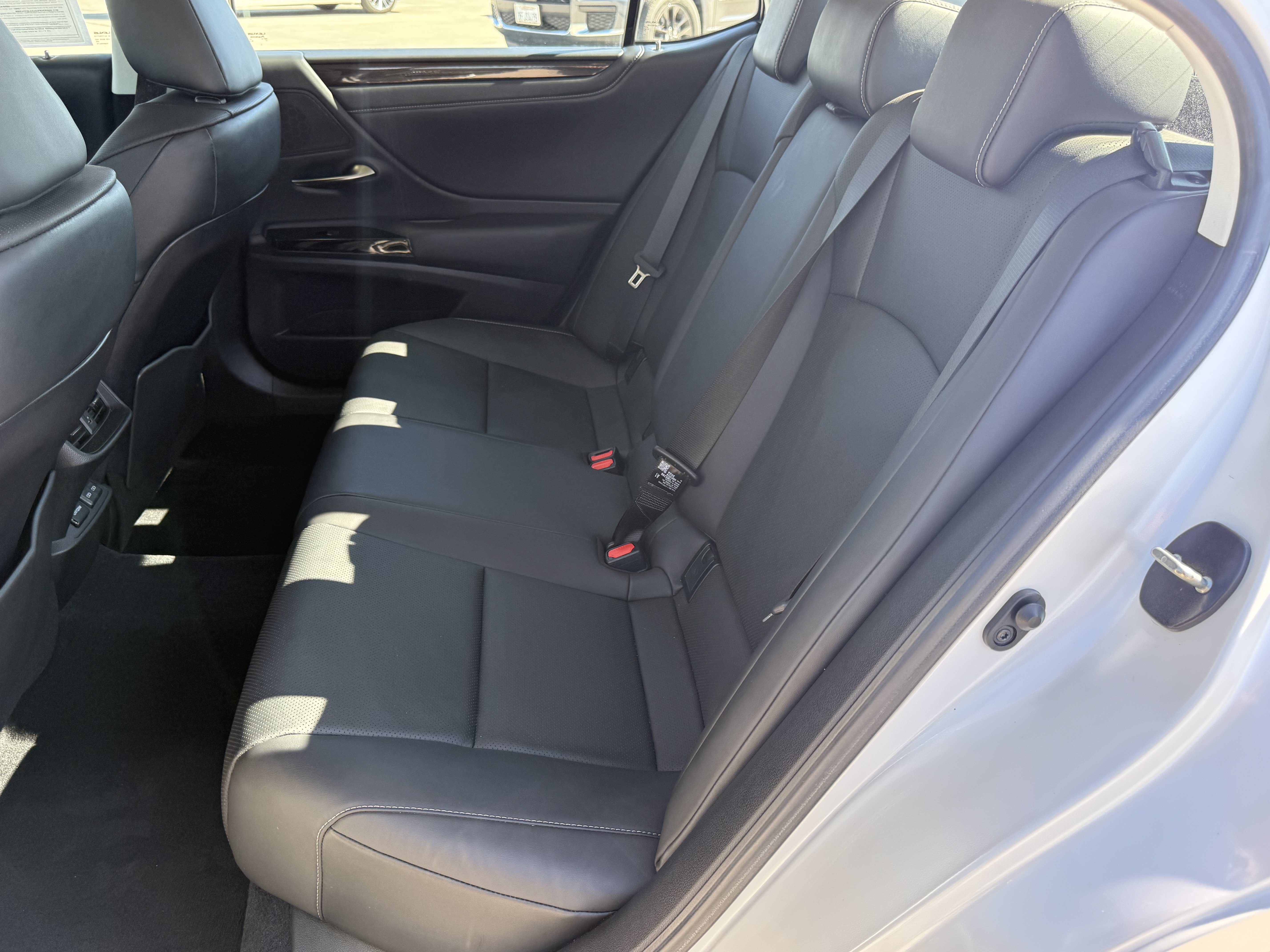 Certified 2024 Lexus ES 350 FWD image 30