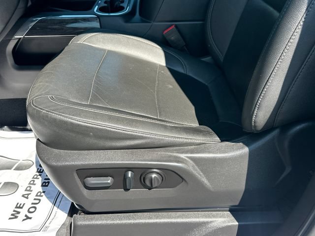 Used 2022 Chevrolet Silverado 2500 LTZ w/ LTZ Plus Package AWD/4WD image 12