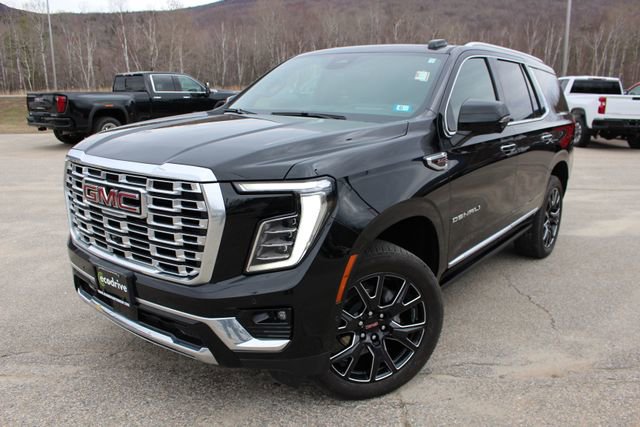 Used 2025 GMC Yukon Denali w/ Sun & Power Step Package image 3