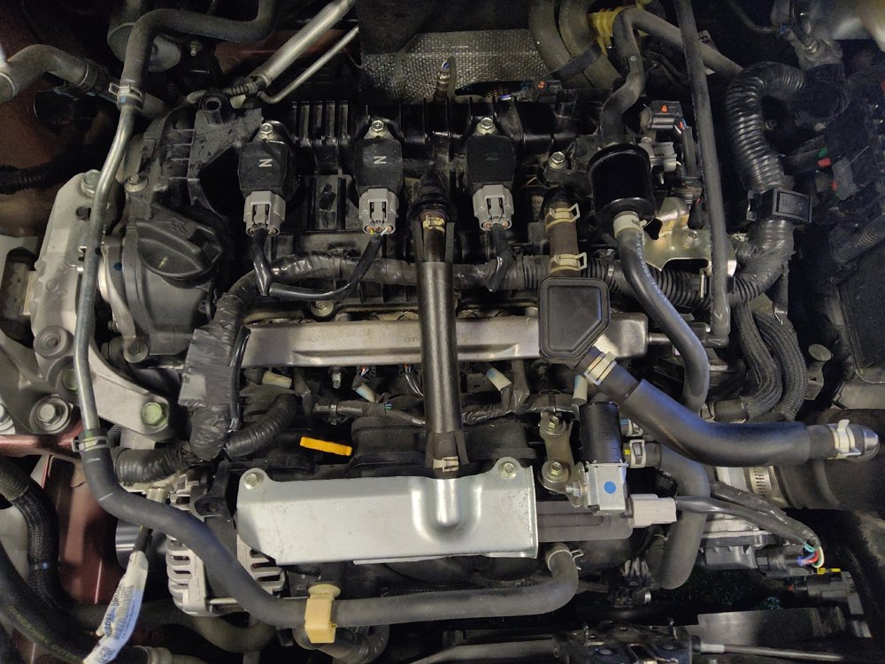Used 2024 Nissan Versa SV w/ Trunk Package FWD image 30