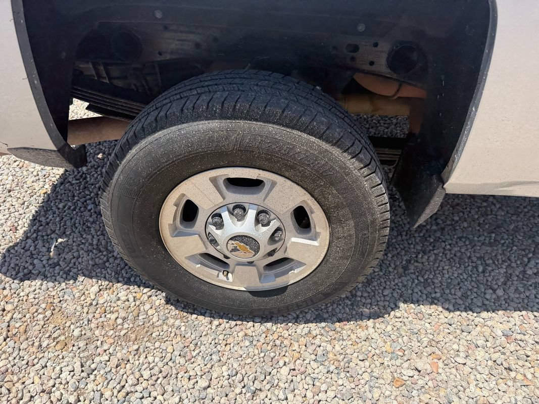 Used 2016 Chevrolet Silverado 2500 LT AWD/4WD image 35
