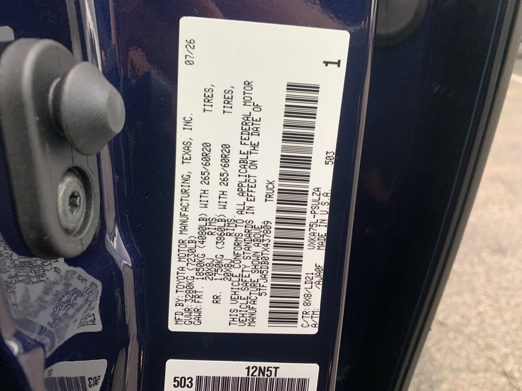 New 2026 Toyota Tundra Limited AWD/4WD image 32