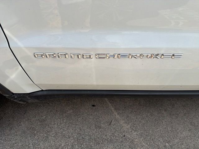 Used 2016 Jeep Grand Cherokee Laredo w/ Quick Order Package 23E RWD image 29