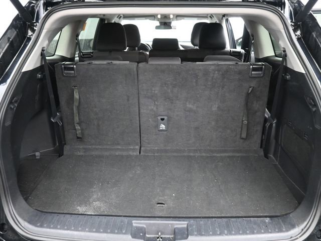 Used 2024 Toyota Highlander LE image 6