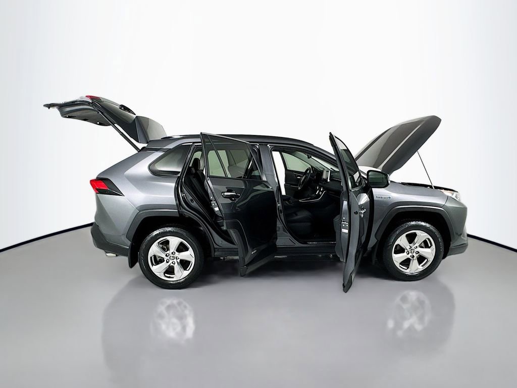Used 2021 Toyota RAV4 Limited image 28