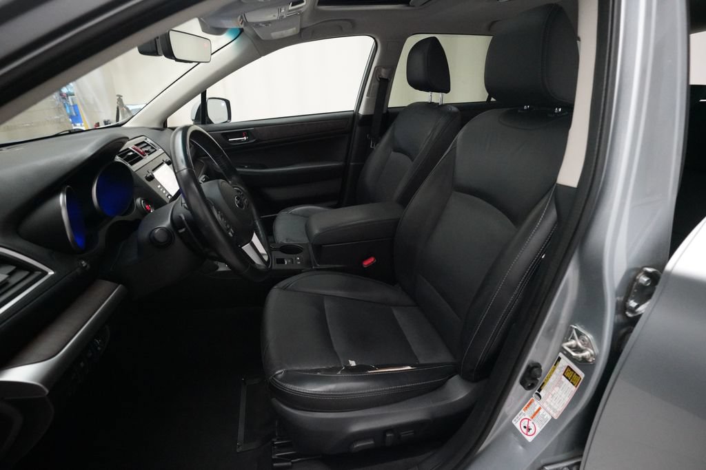 Used 2017 Subaru Outback 2.5i Limited AWD/4WD image 7