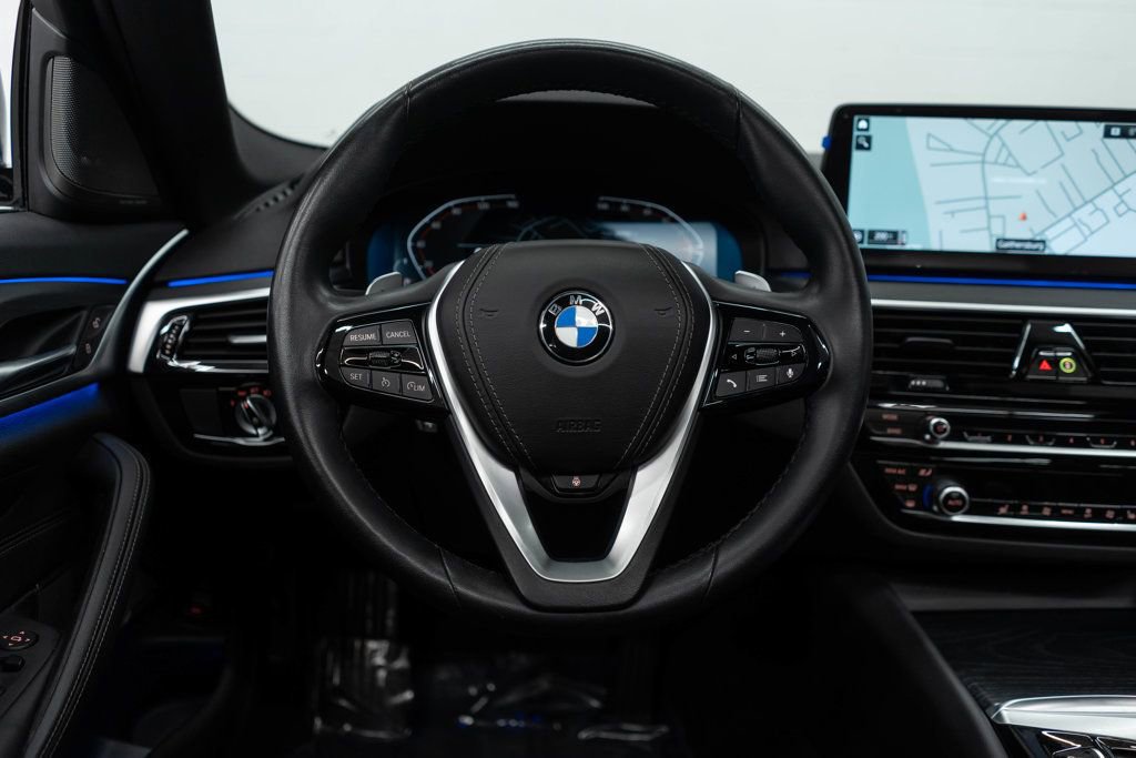 Used 2023 BMW 540i xDrive w/ Premium Package AWD/4WD image 14