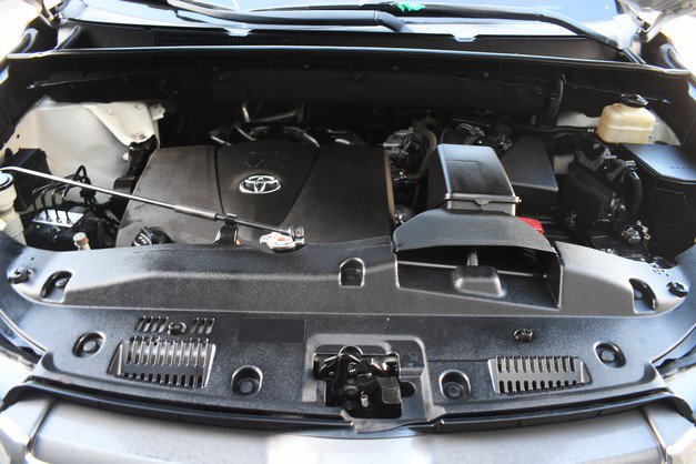 Certified 2018 Toyota Highlander Limited Platinum w/ Carpet Mat Package (TMS) AWD/4WD image 31
