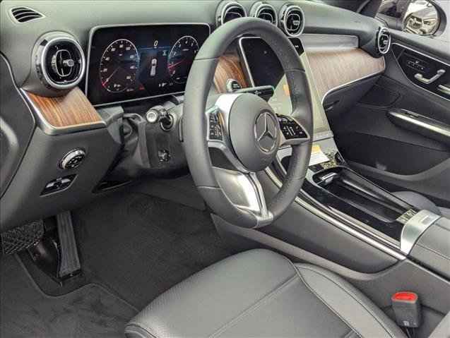 New 2026 Mercedes-Benz GLC 300 4MATIC image 3