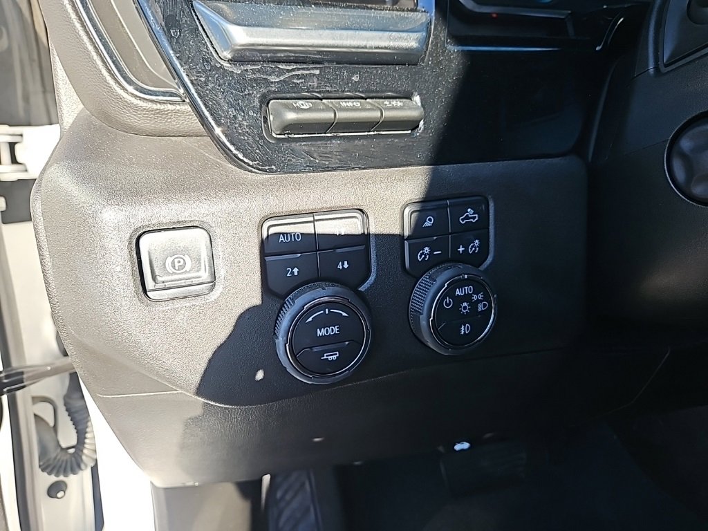 Used 2024 Chevrolet Silverado 1500 LTZ w/ LTZ Premium Package image 11
