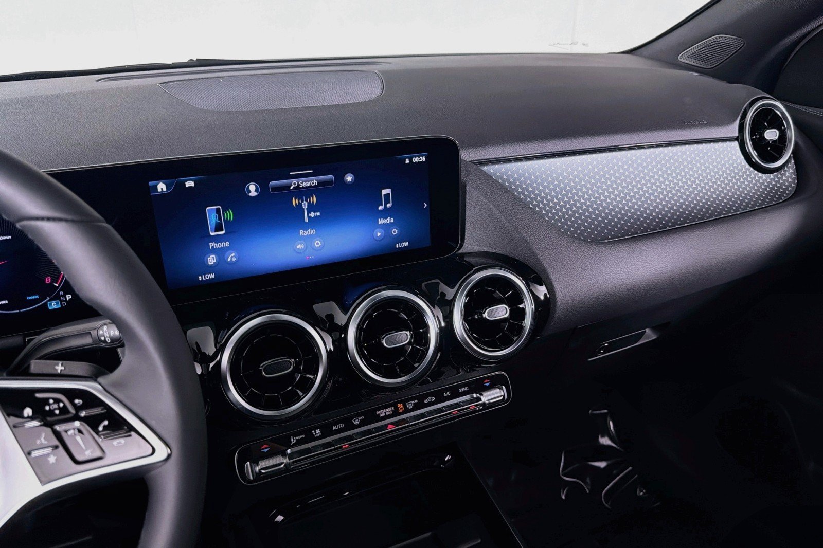 New 2026 Mercedes-Benz GLA 250 image 19