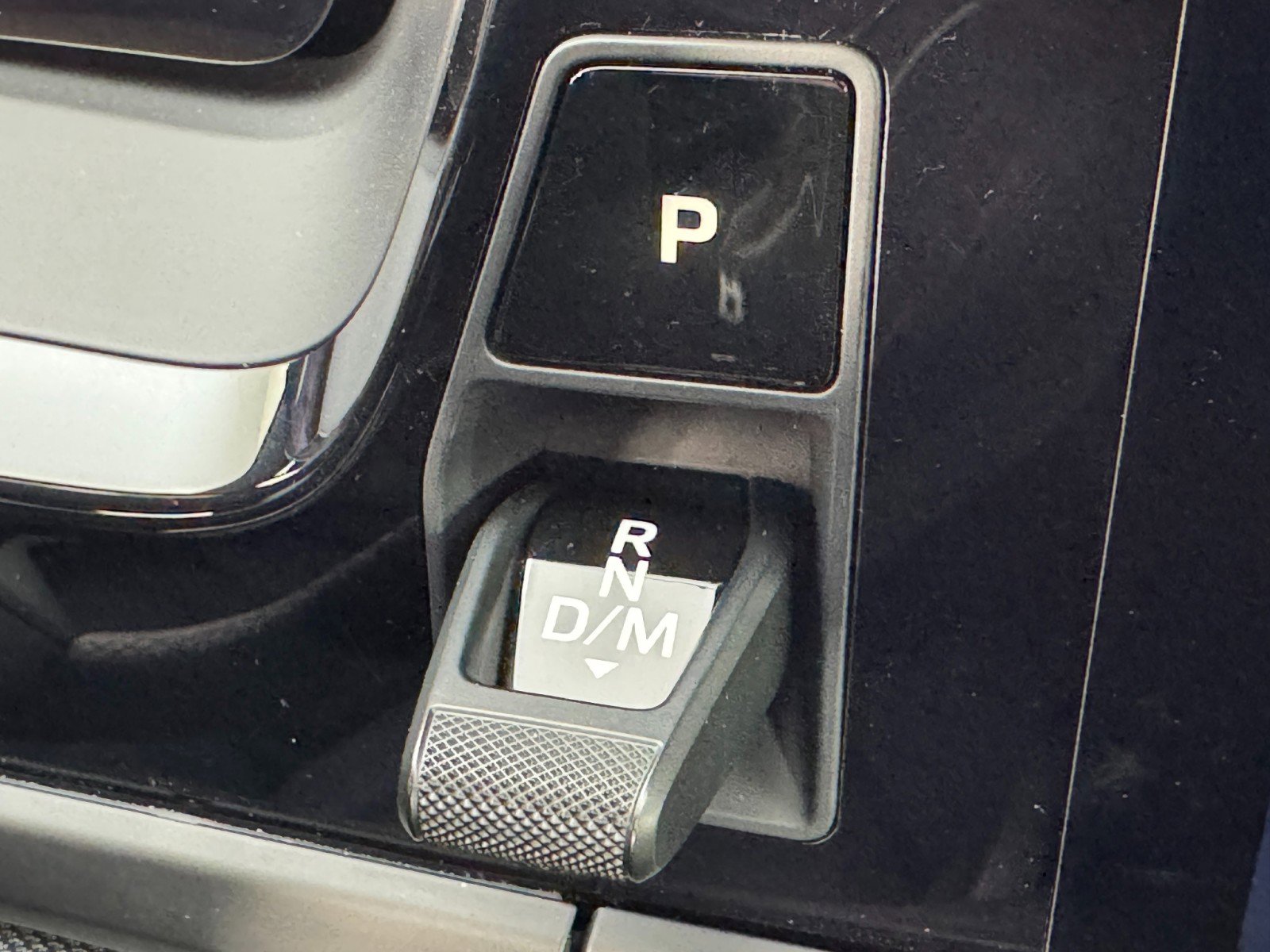 Used 2025 Porsche Panamera 4S w/ Premium Package image 24