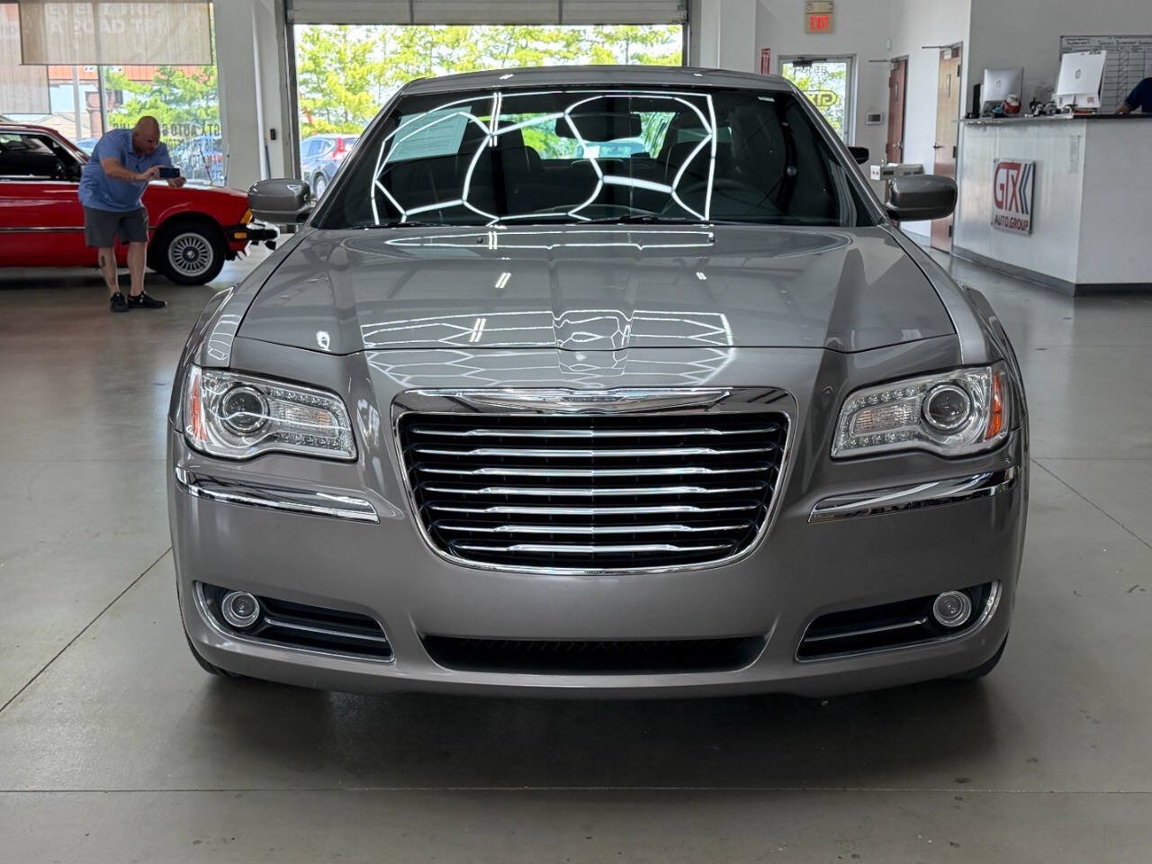 Used 2014 Chrysler 300 AWD w/ Driver Convenience Group image 6