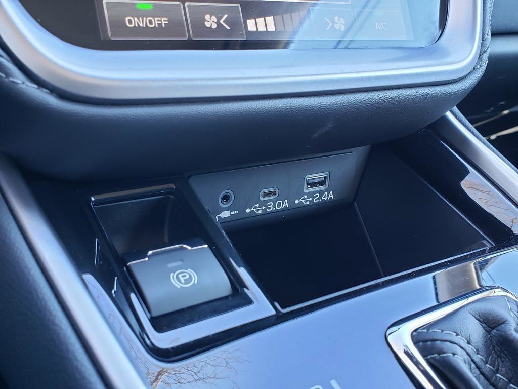 Used 2024 Subaru Legacy Premium image 24